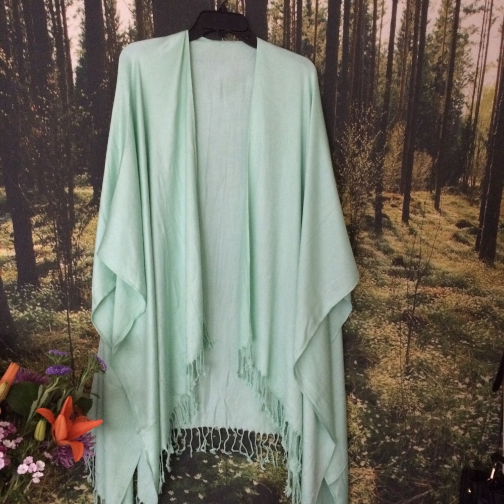 Vintage mint green poncho